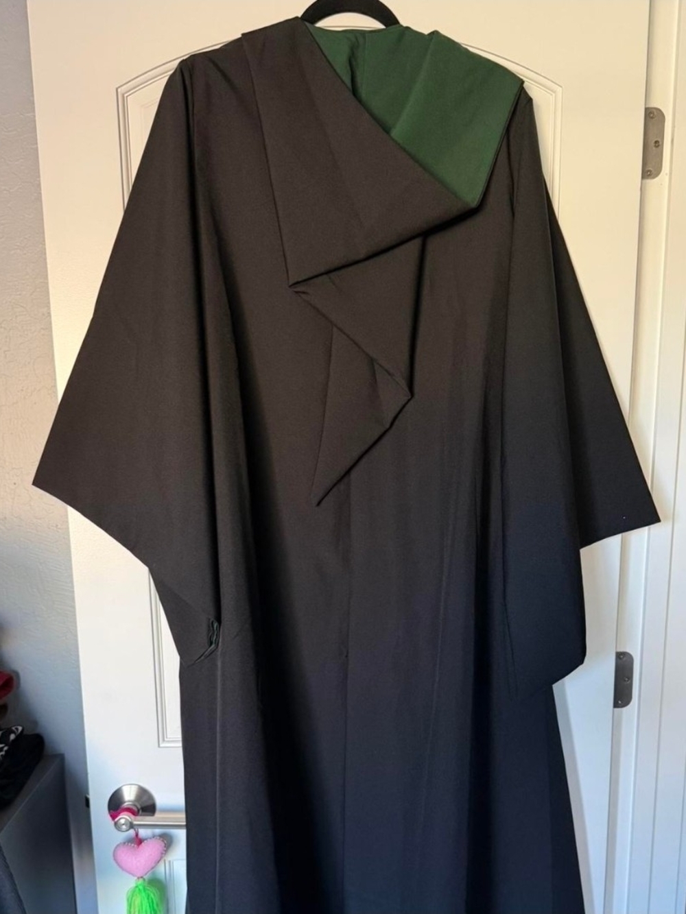Harry Potter Slytherin Black & Green Wizard Adult Robe - Picture 4 of 5